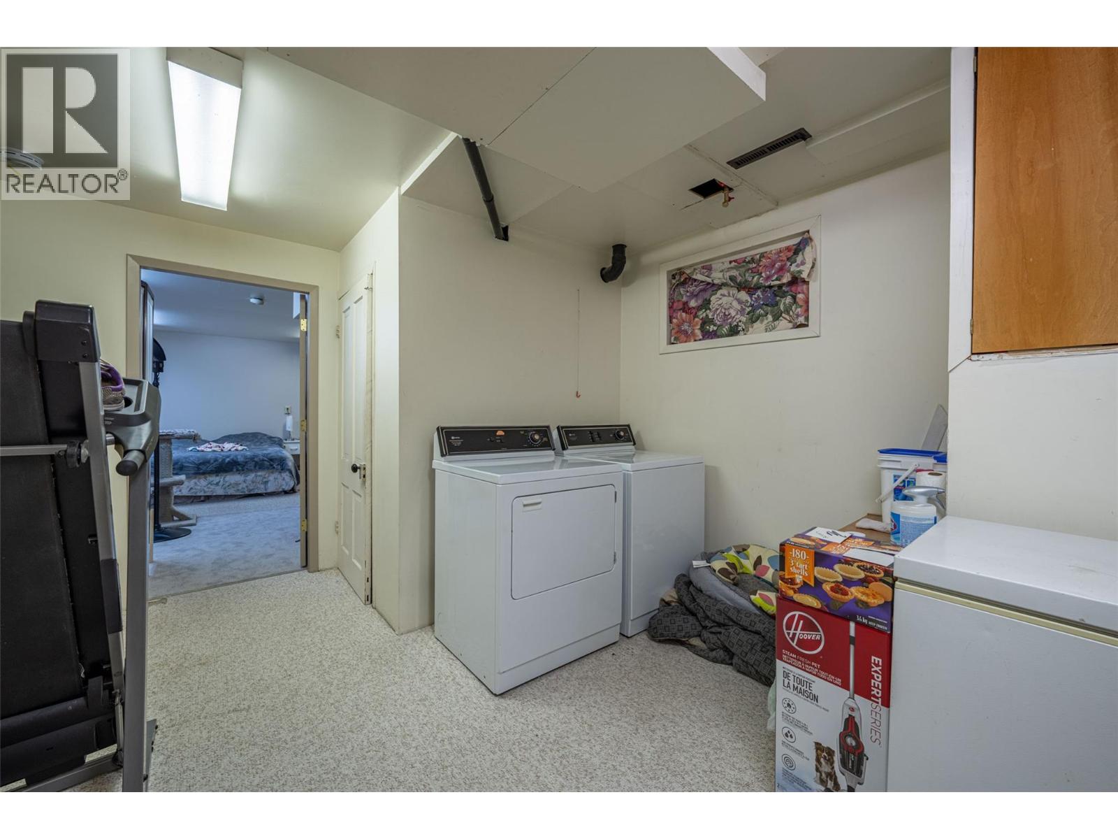 10003 6 Highway Property Photo 18