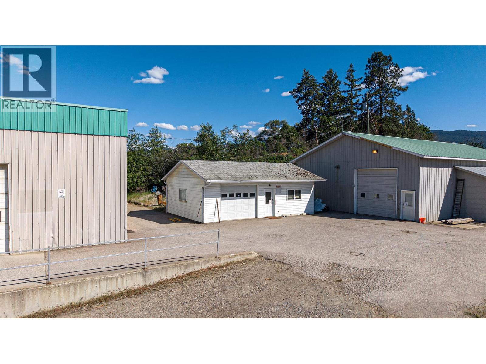 10003 6 Highway Property Photo 42