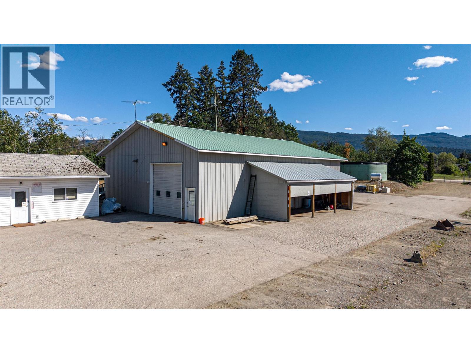 10003 6 Highway Property Photo 43