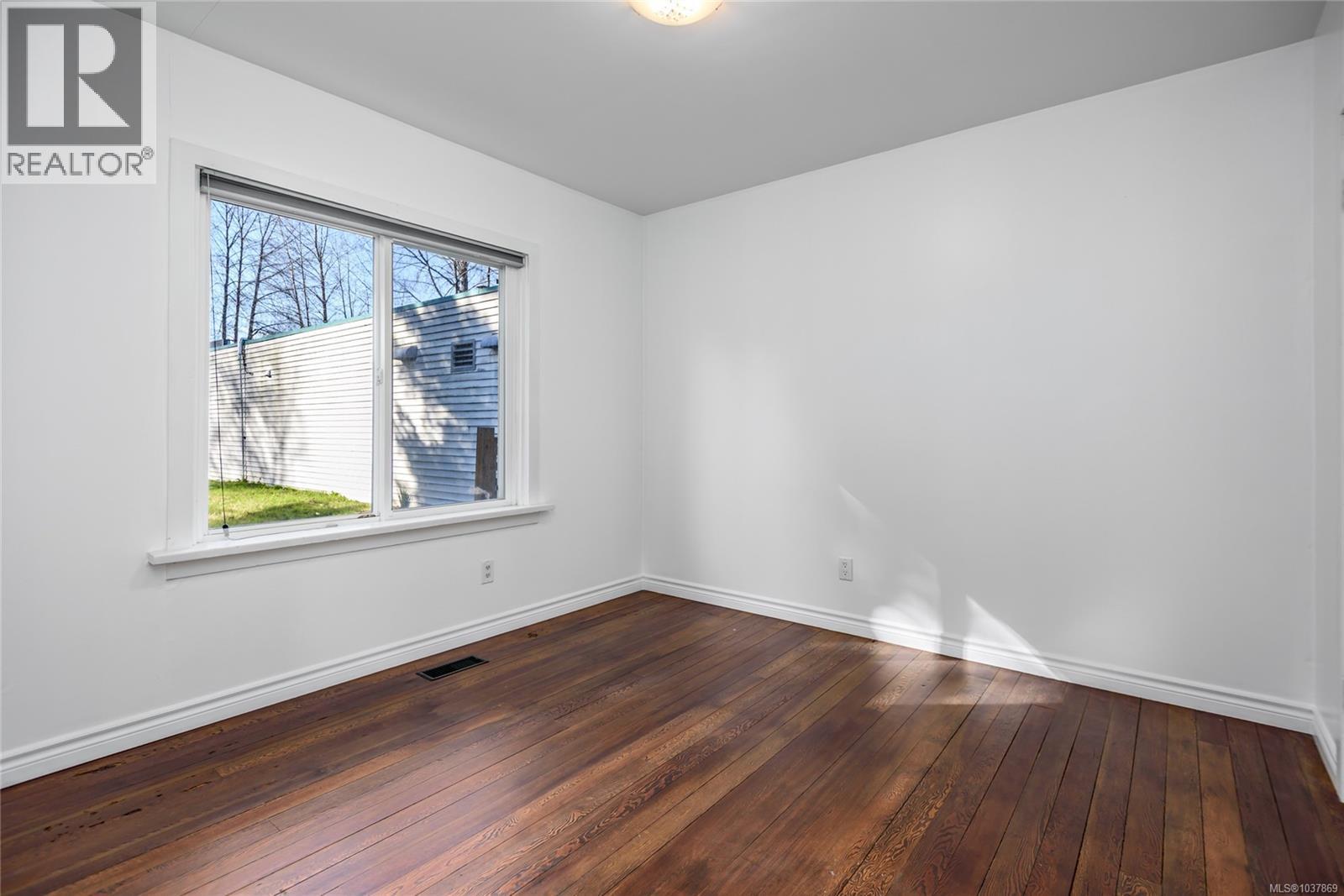 649 Mcphee Ave Property Photo 11