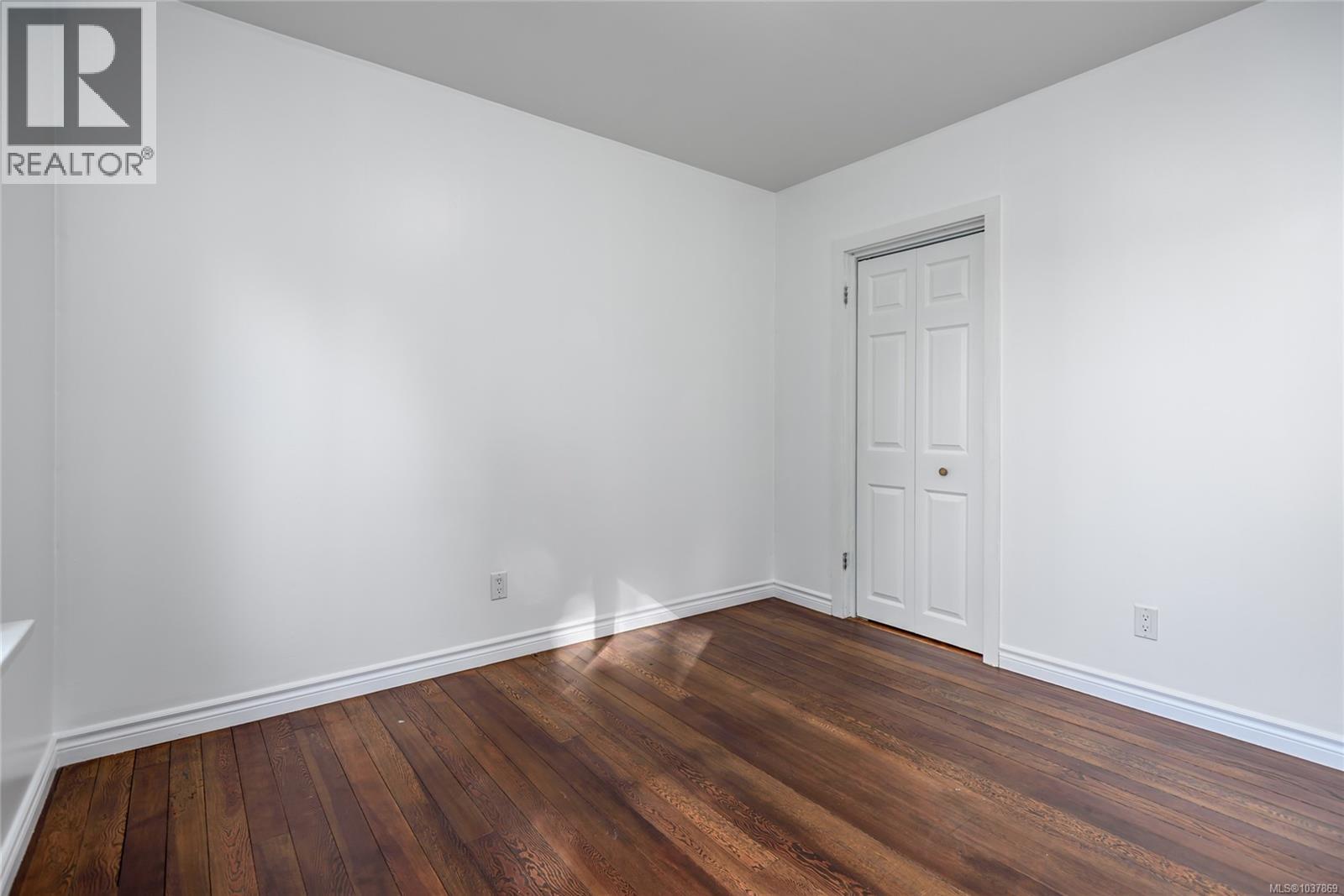 649 Mcphee Ave Property Photo 12