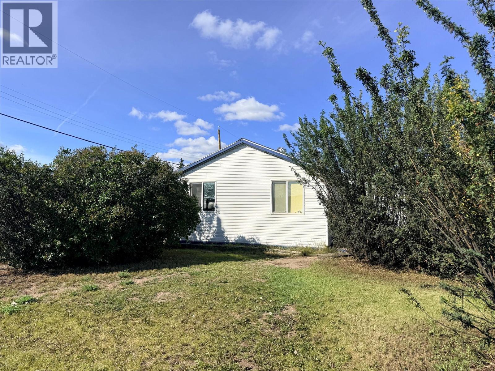 1330 101 Avenue Property Photo 1