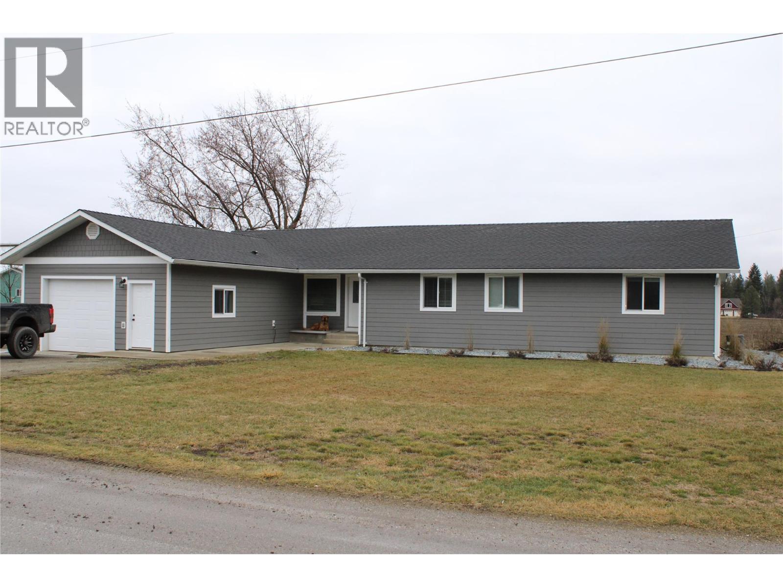 4809 Back Enderby Road Property Photo 16