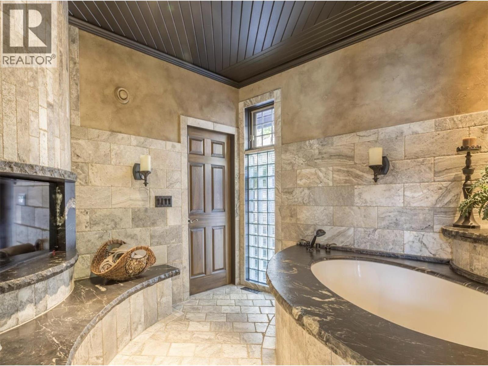 15010 & 15020 Tamarack Drive Property Photo 13