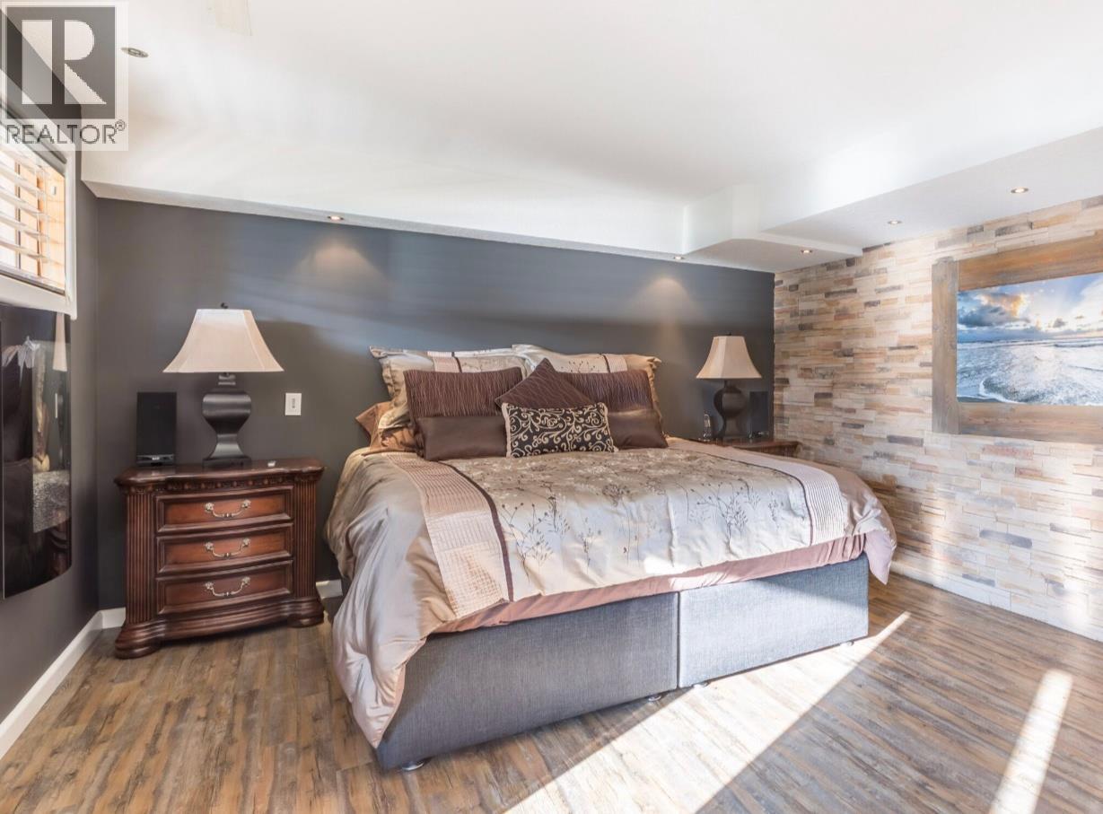 15010 & 15020 Tamarack Drive Property Photo 33