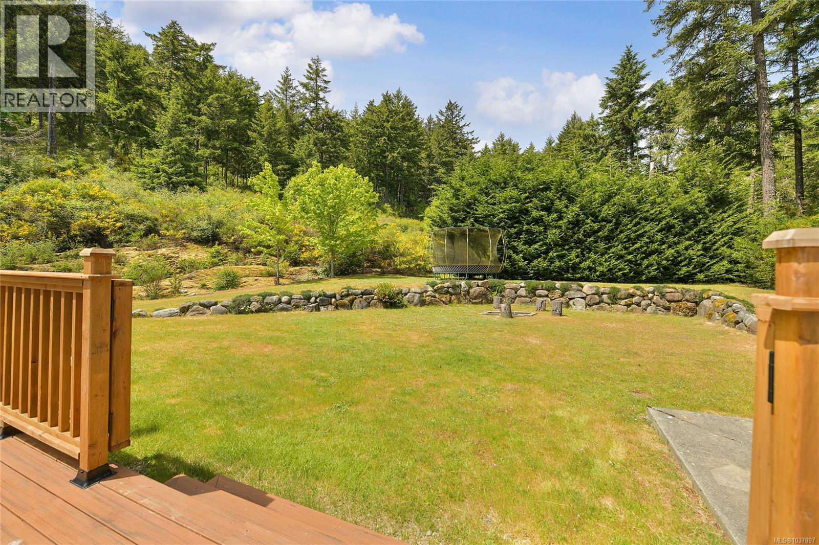 1058 Summer Breeze Lane Property Photo 22