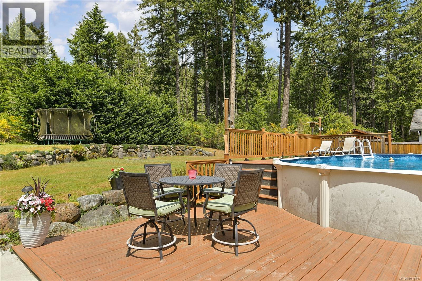 1058 Summer Breeze Lane Property Photo 27
