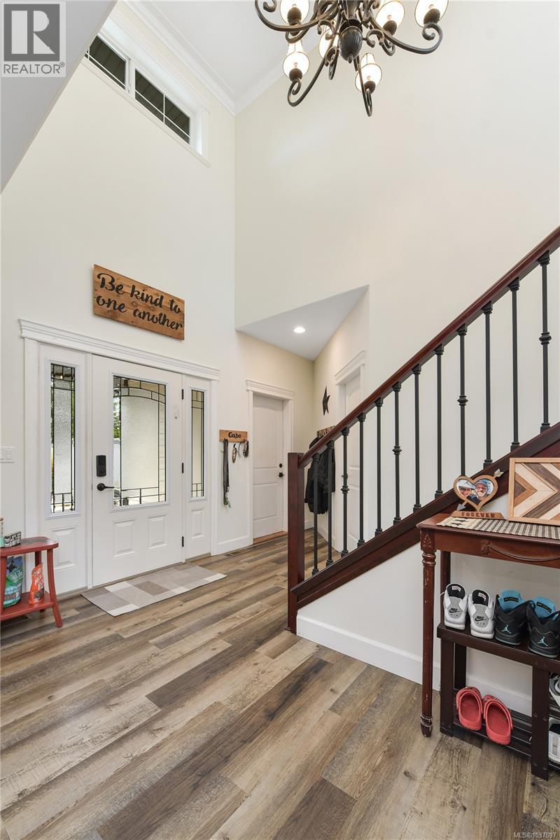 1058 Summer Breeze Lane Property Photo 31