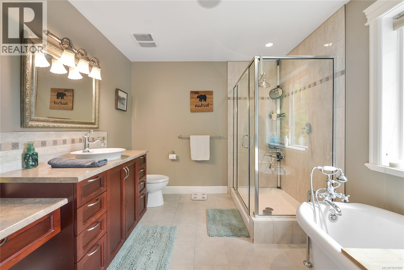 1058 Summer Breeze Lane Property Photo 47