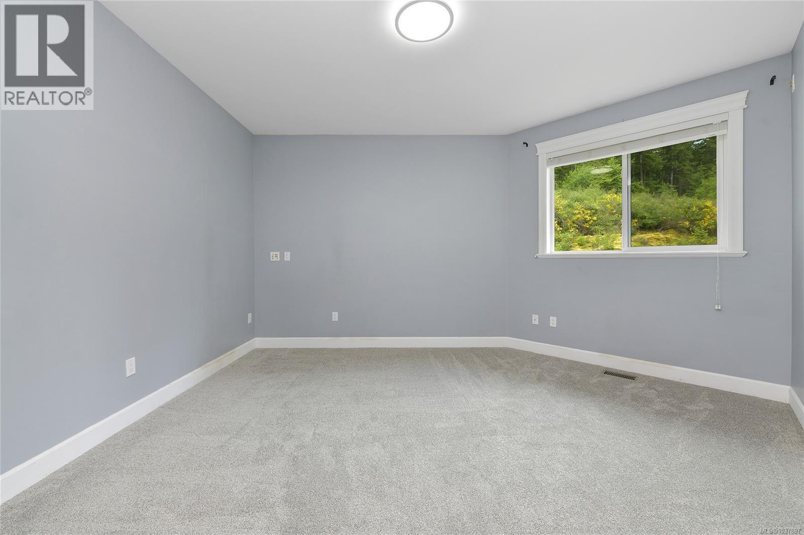 1058 Summer Breeze Lane Property Photo 51