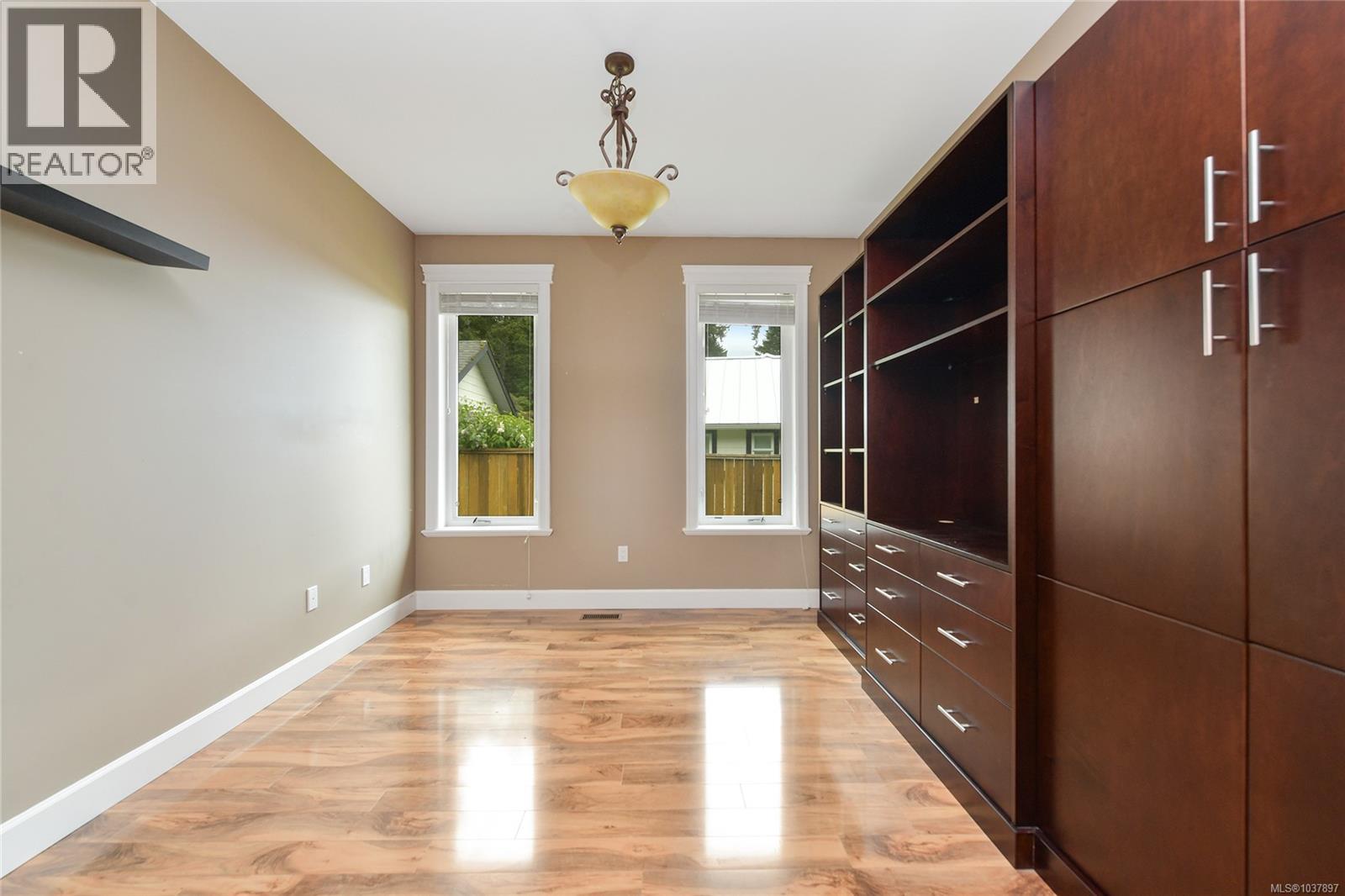 1058 Summer Breeze Lane Property Photo 62