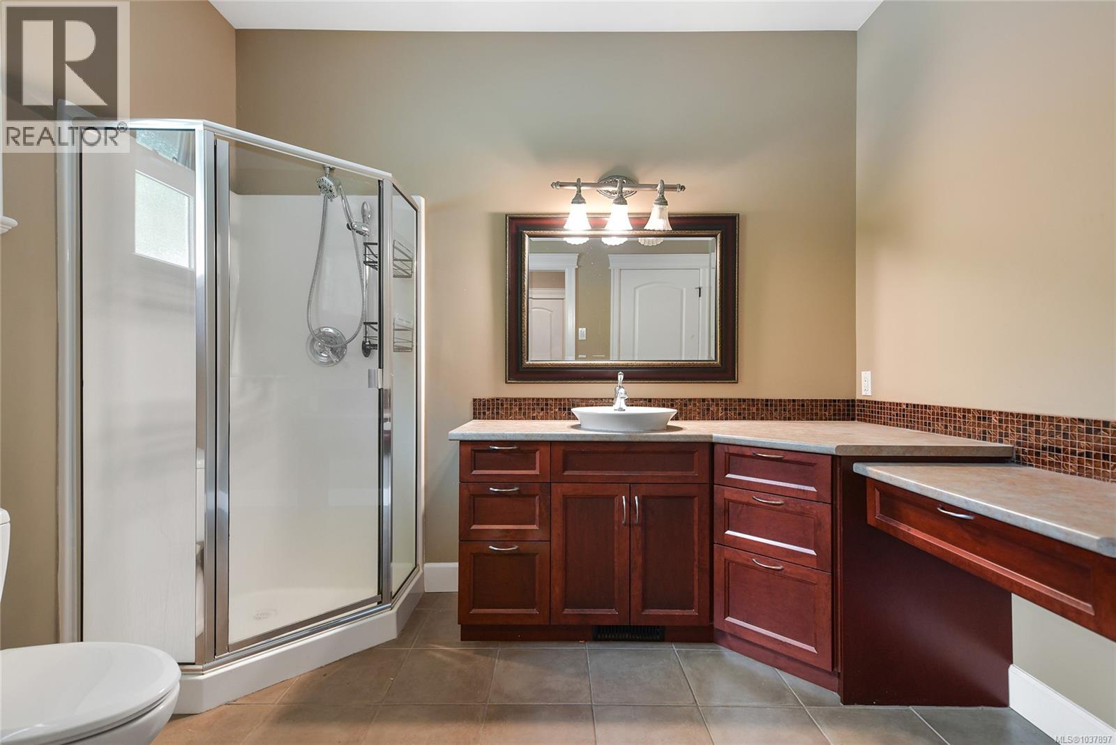 1058 Summer Breeze Lane Property Photo 67