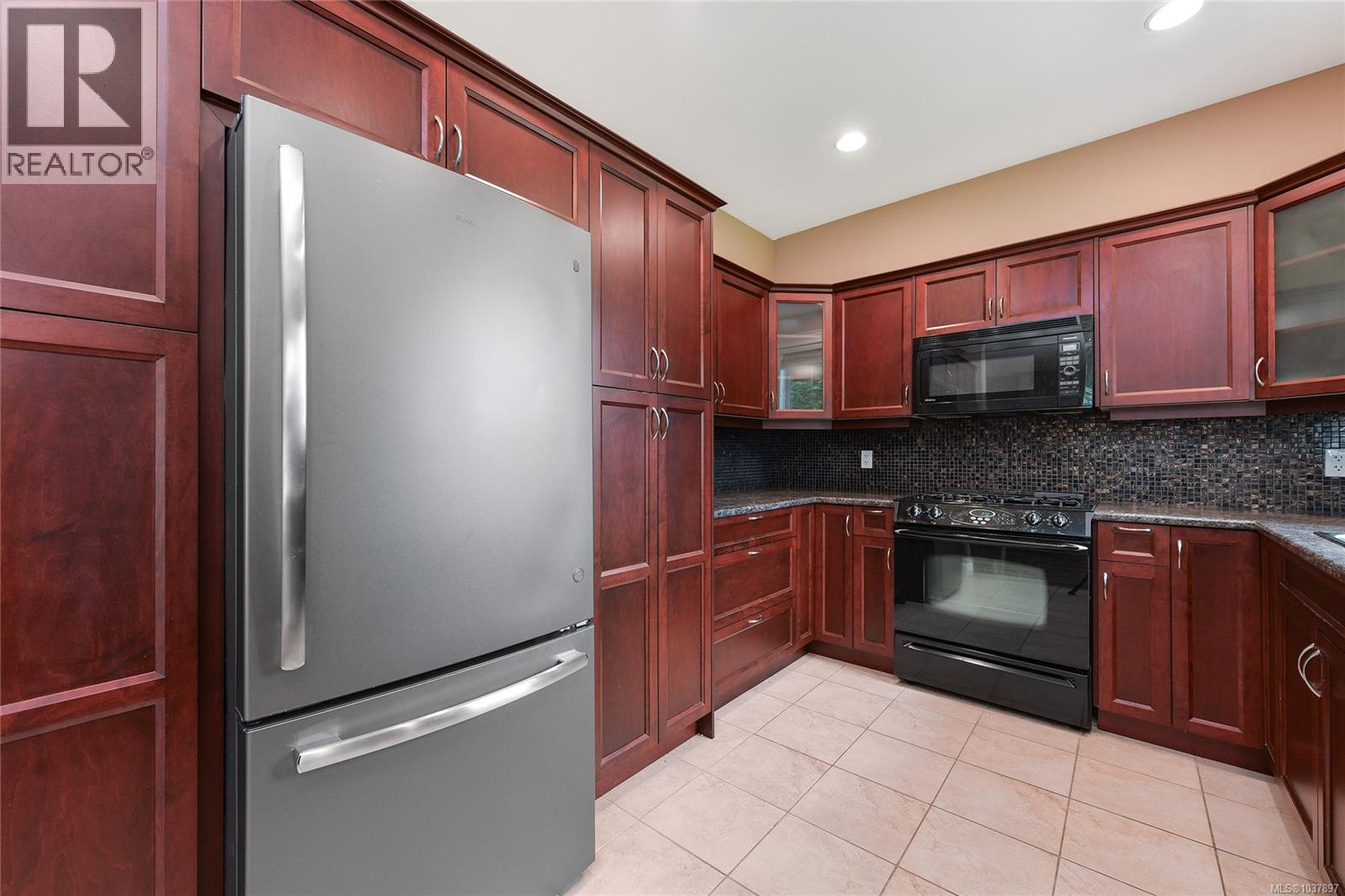 1058 Summer Breeze Lane Property Photo 71