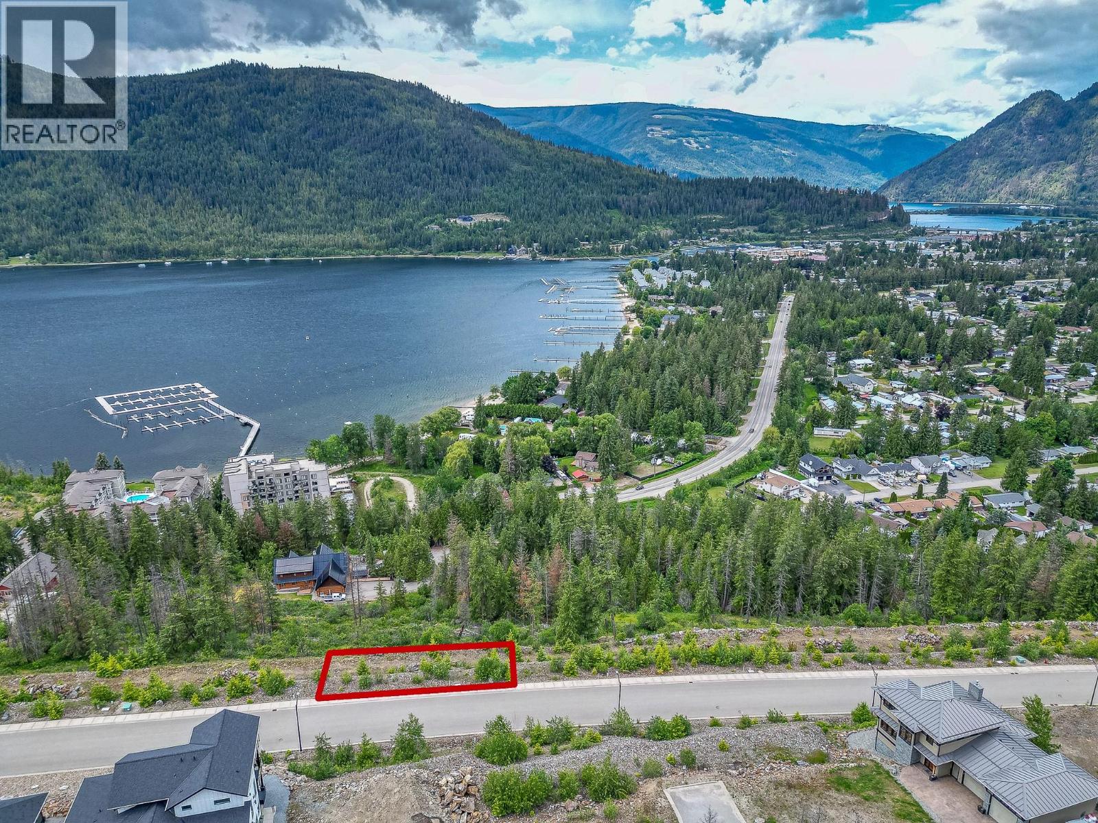 258 Bayview Drive Property Photo 1
