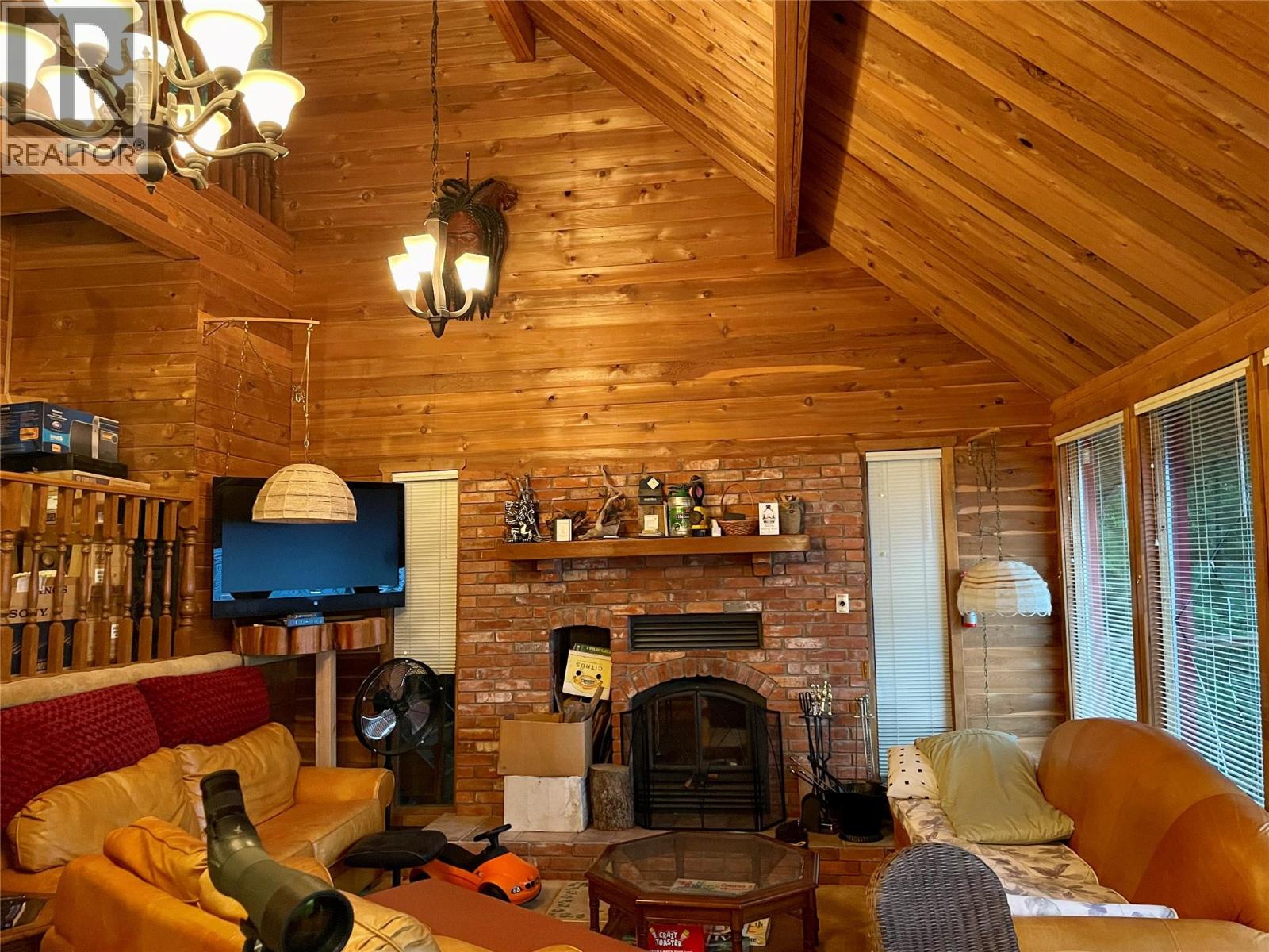 31 Lime Cliffs Beach Property Photo 10