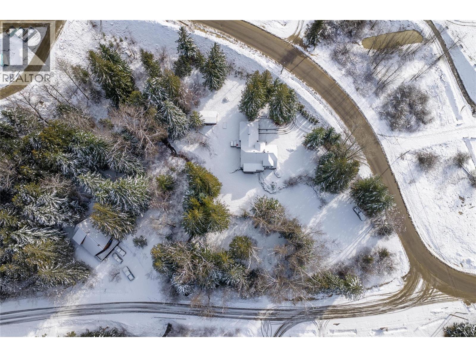 3025 Camozzi Road Property Photo 2