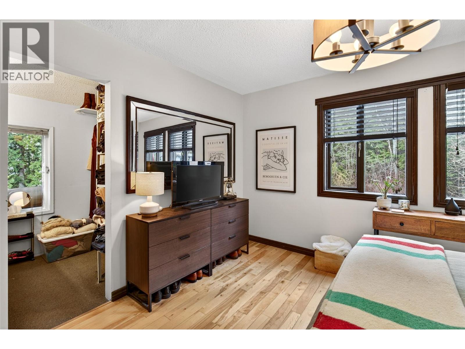 3025 Camozzi Road Property Photo 16