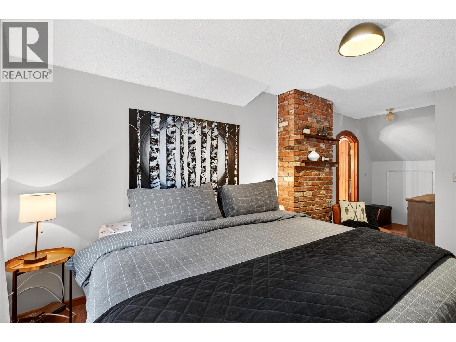 3025 Camozzi Road Property Photo 24