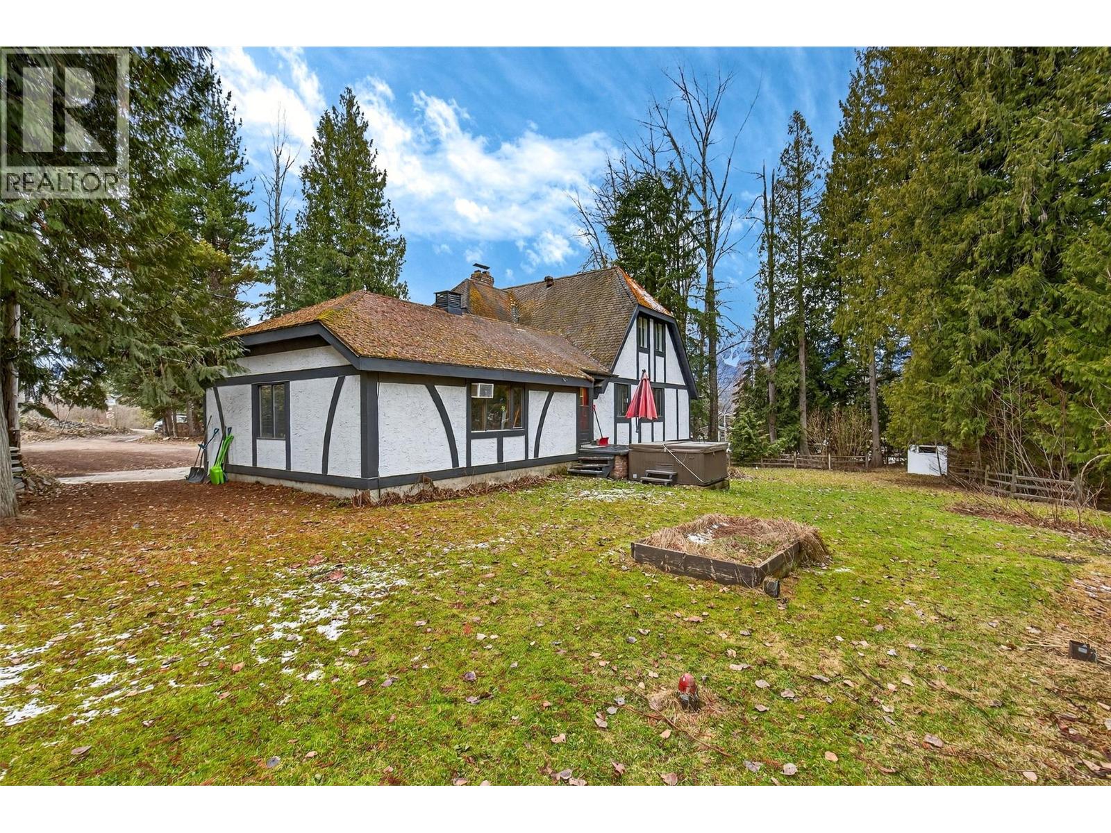 3025 Camozzi Road Property Photo 44