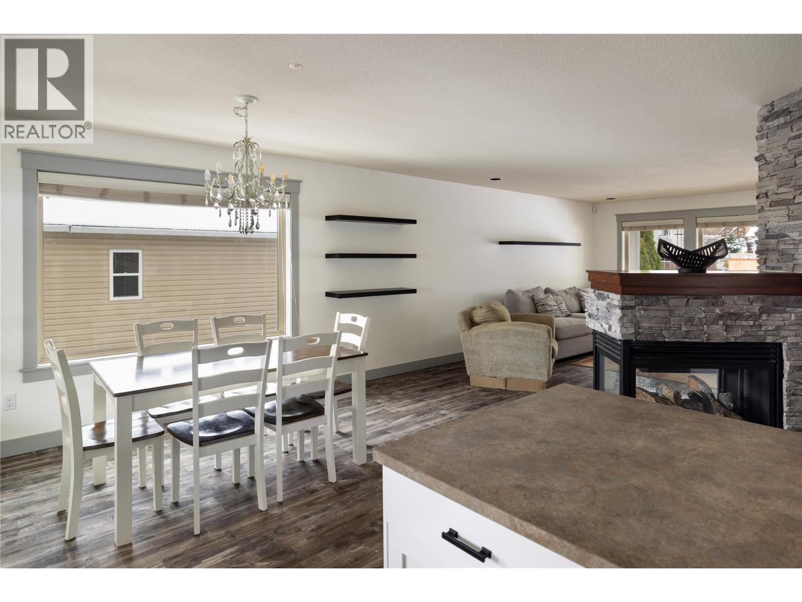 2049 Skyview Crescent Property Photo 15