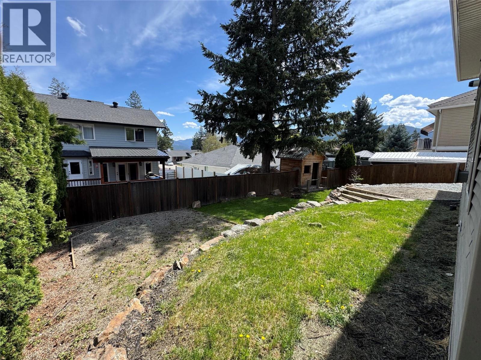 2049 Skyview Crescent Property Photo 36