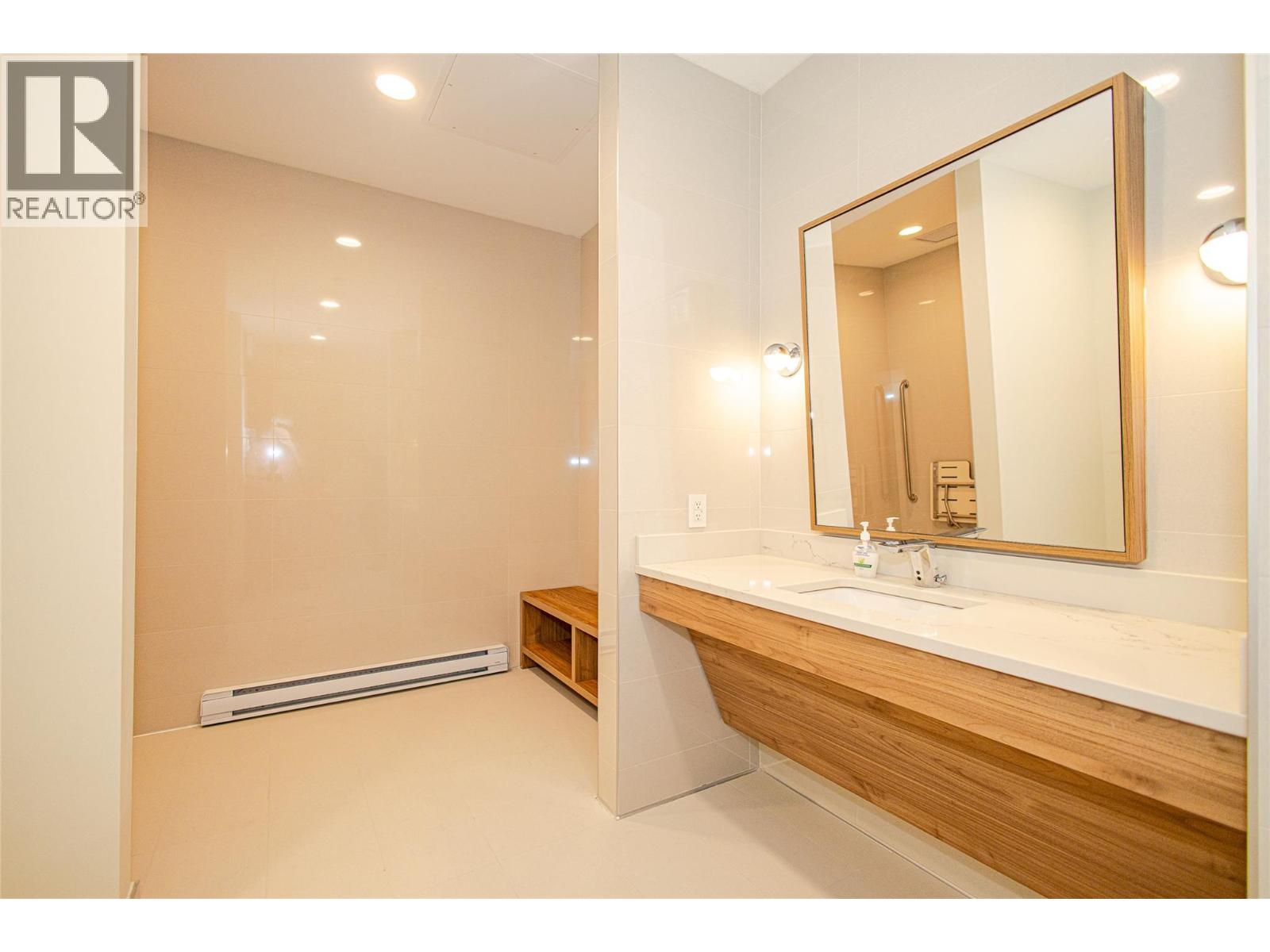 238 Leon Avenue Unit# 2401 Property Photo 47