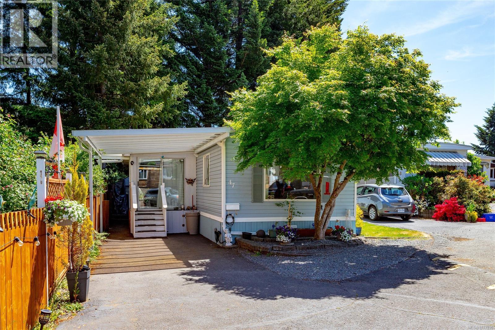 47 2817 Sooke Lake Rd Property Photo 1