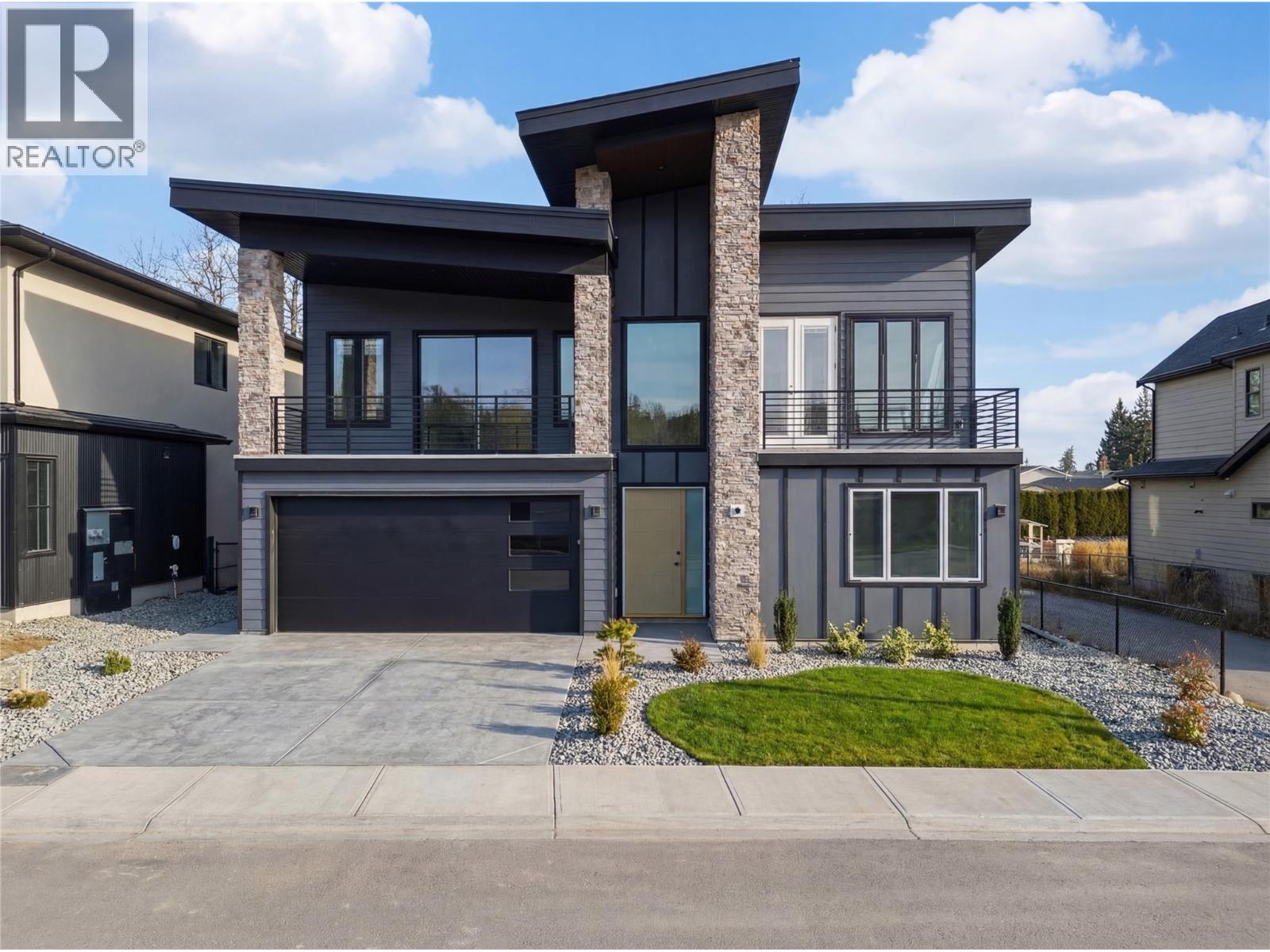 4204 Russo Street Property Photo 1