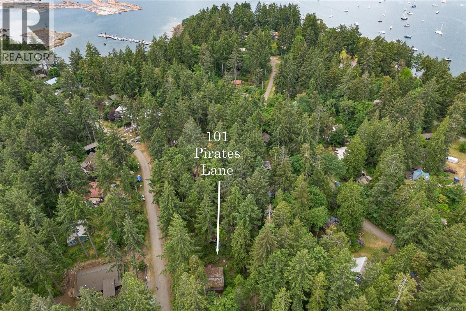 101 Pirates Lane Property Photo 32