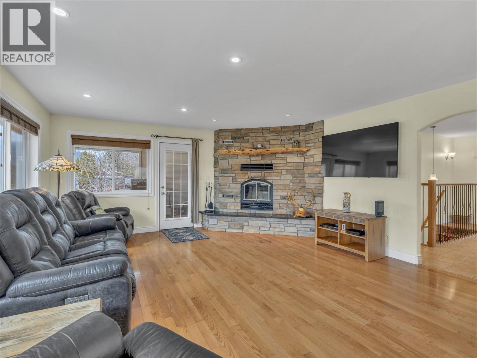 2120 Ritchie Drive Property Photo 13