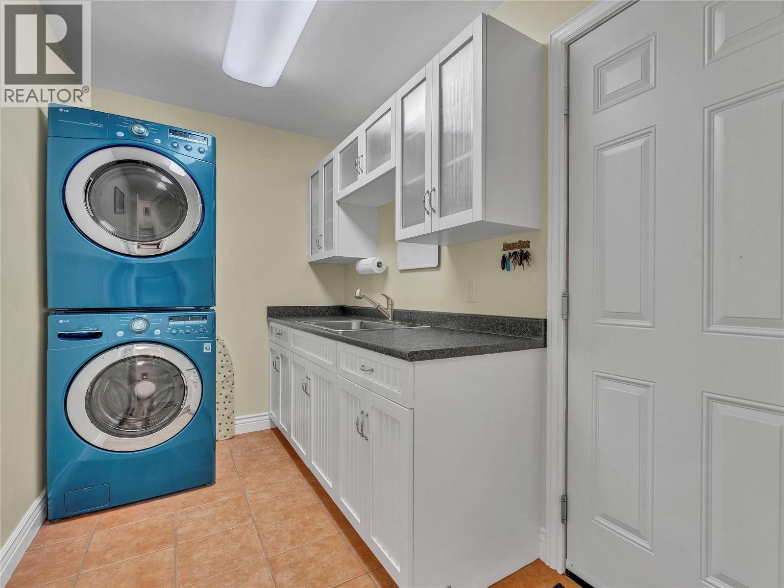 2120 Ritchie Drive Property Photo 25