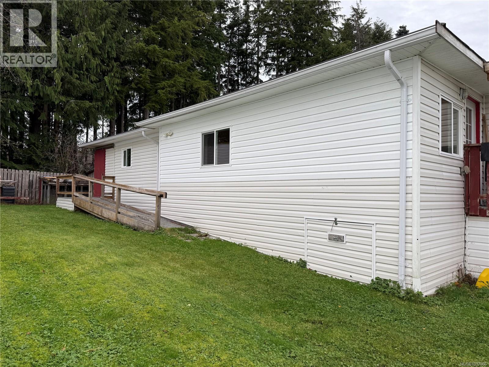 26 7100 Highview Rd Property Photo 3