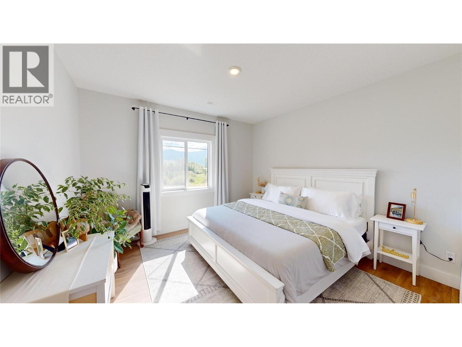 825 Selkirk Drive Property Photo 33