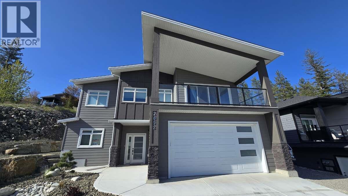 2852 Canyon Crest Drive Property Photo 1