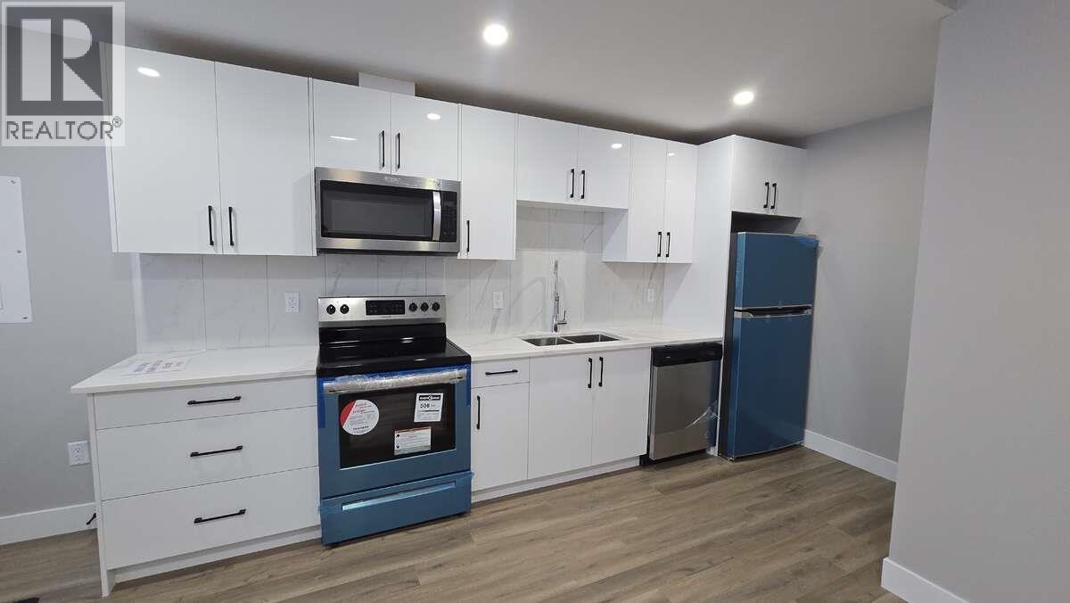 2852 Canyon Crest Drive Property Photo 38
