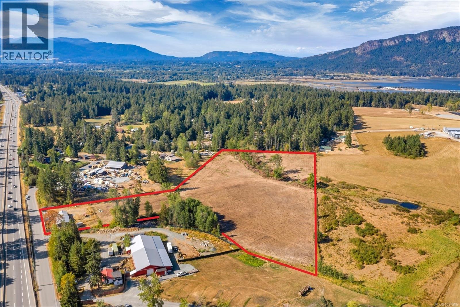 4545 Trans Canada Hwy Property Photo 3