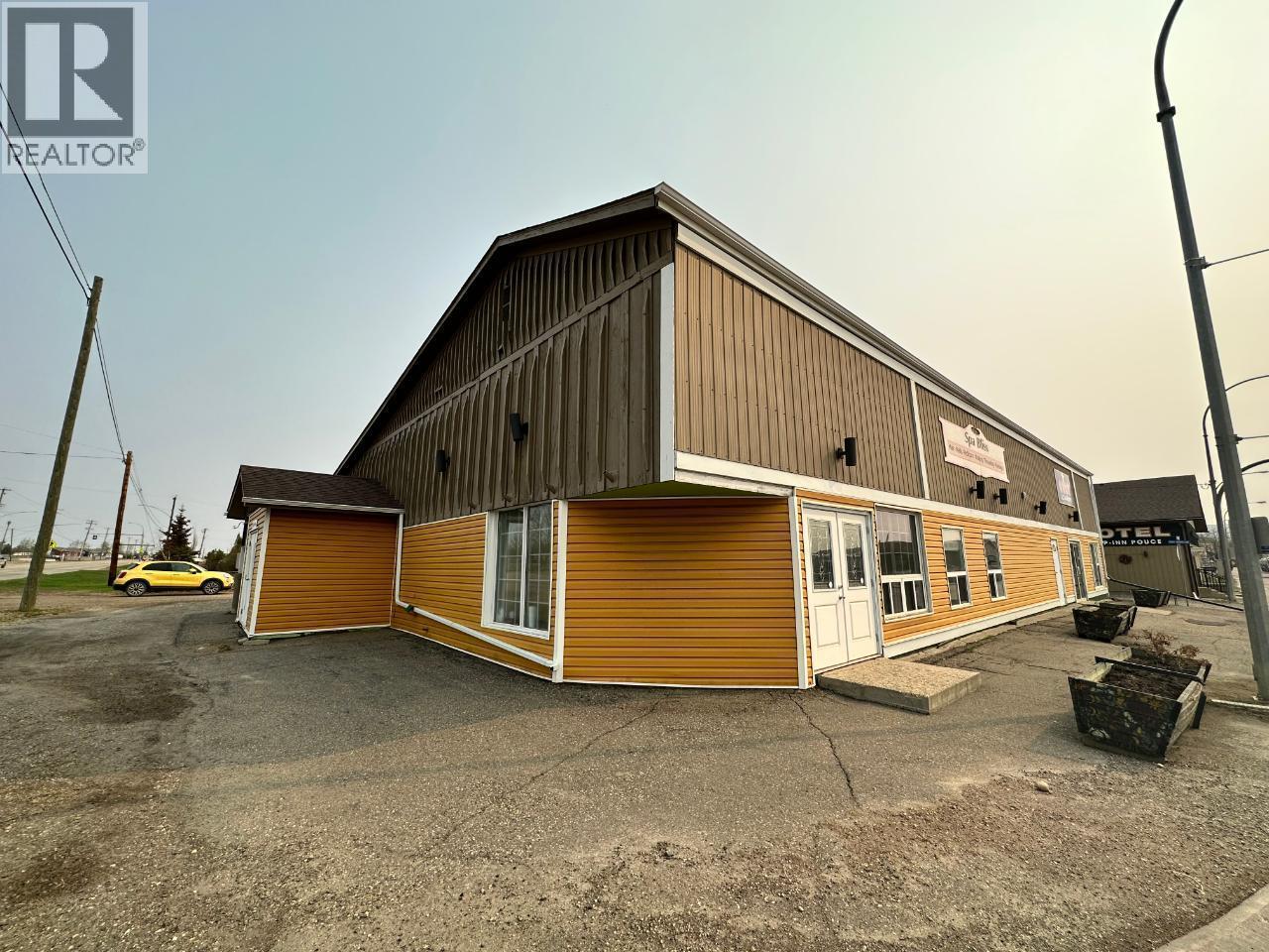 5000 Highway 2 Property Photo 4
