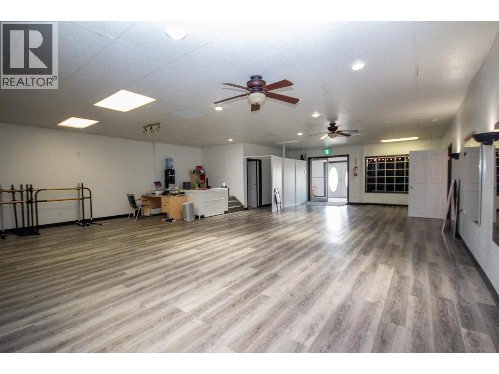 5000 Highway 2 Property Photo 14