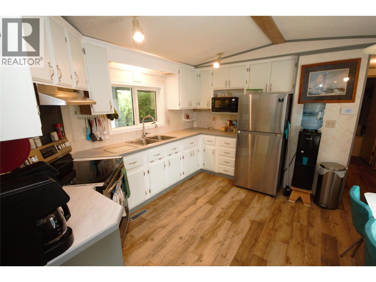 8487 Highway 97 Unit# 49 Property Photo 7