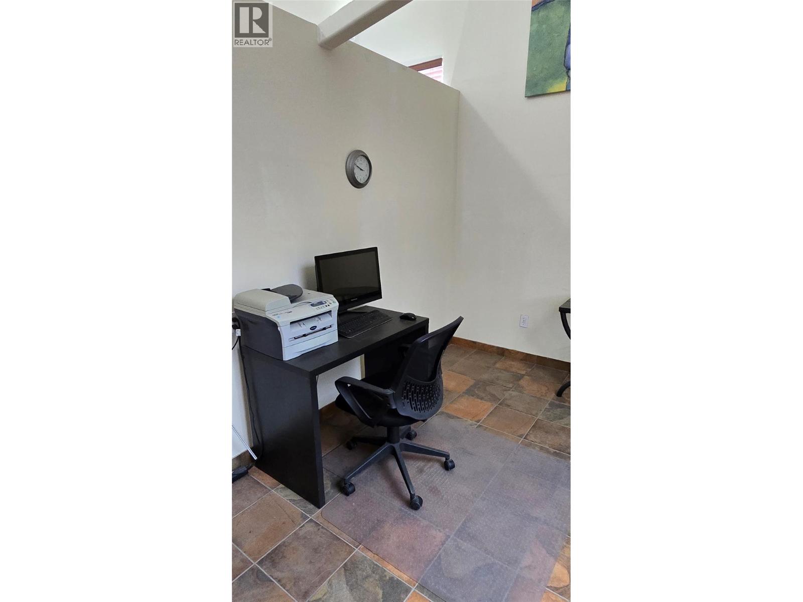 12004 8 Street Property Photo 12