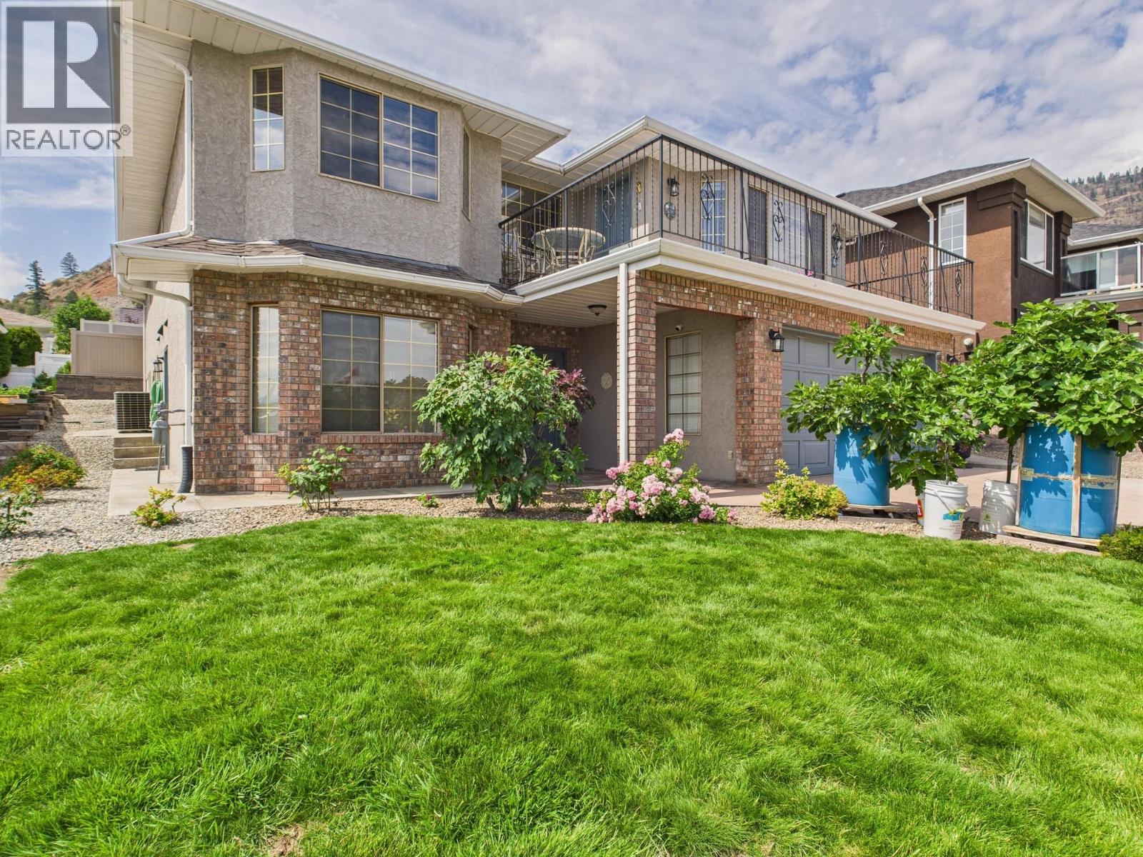 12102 Golf Course Drive Property Photo 1