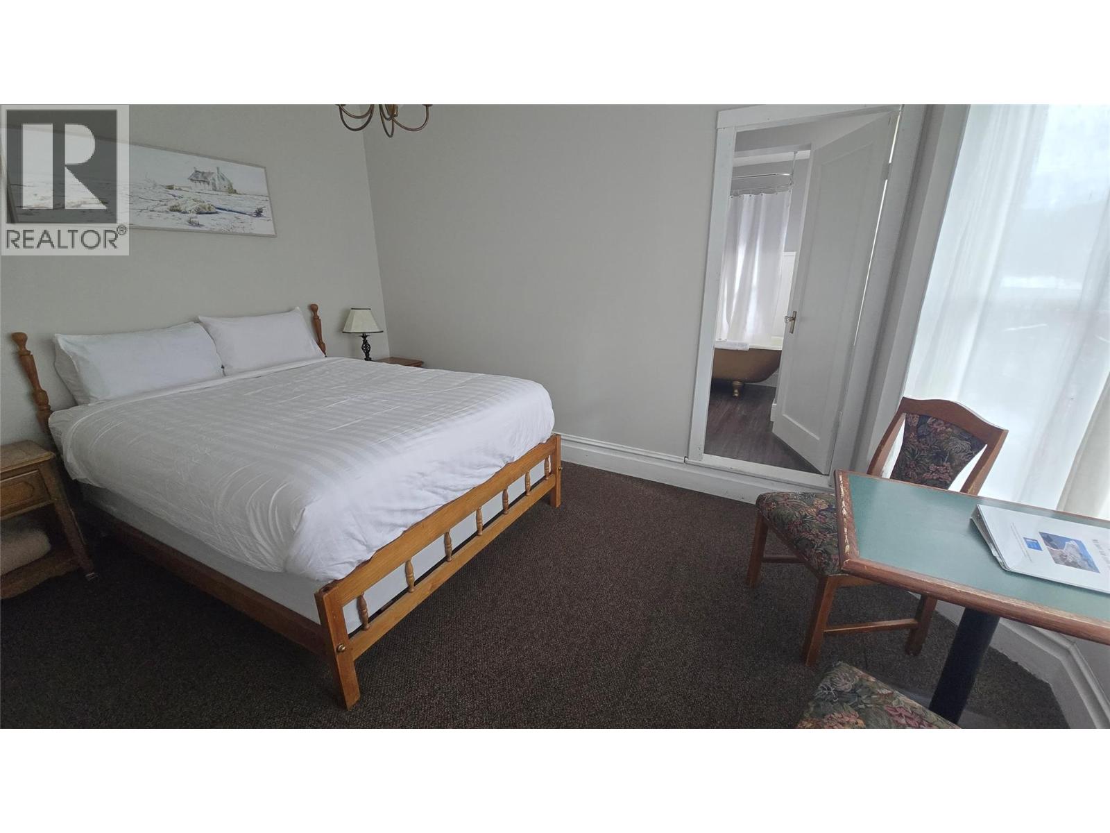 96 4 Avenue Sw Property Photo 22