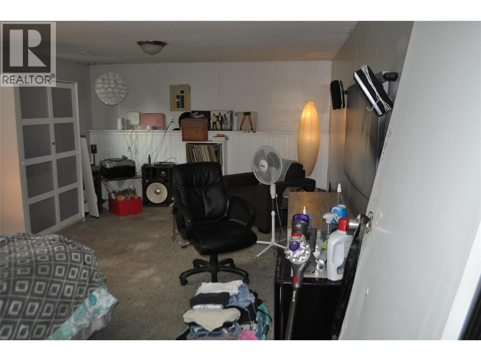 663 Clifton Road Property Photo 8