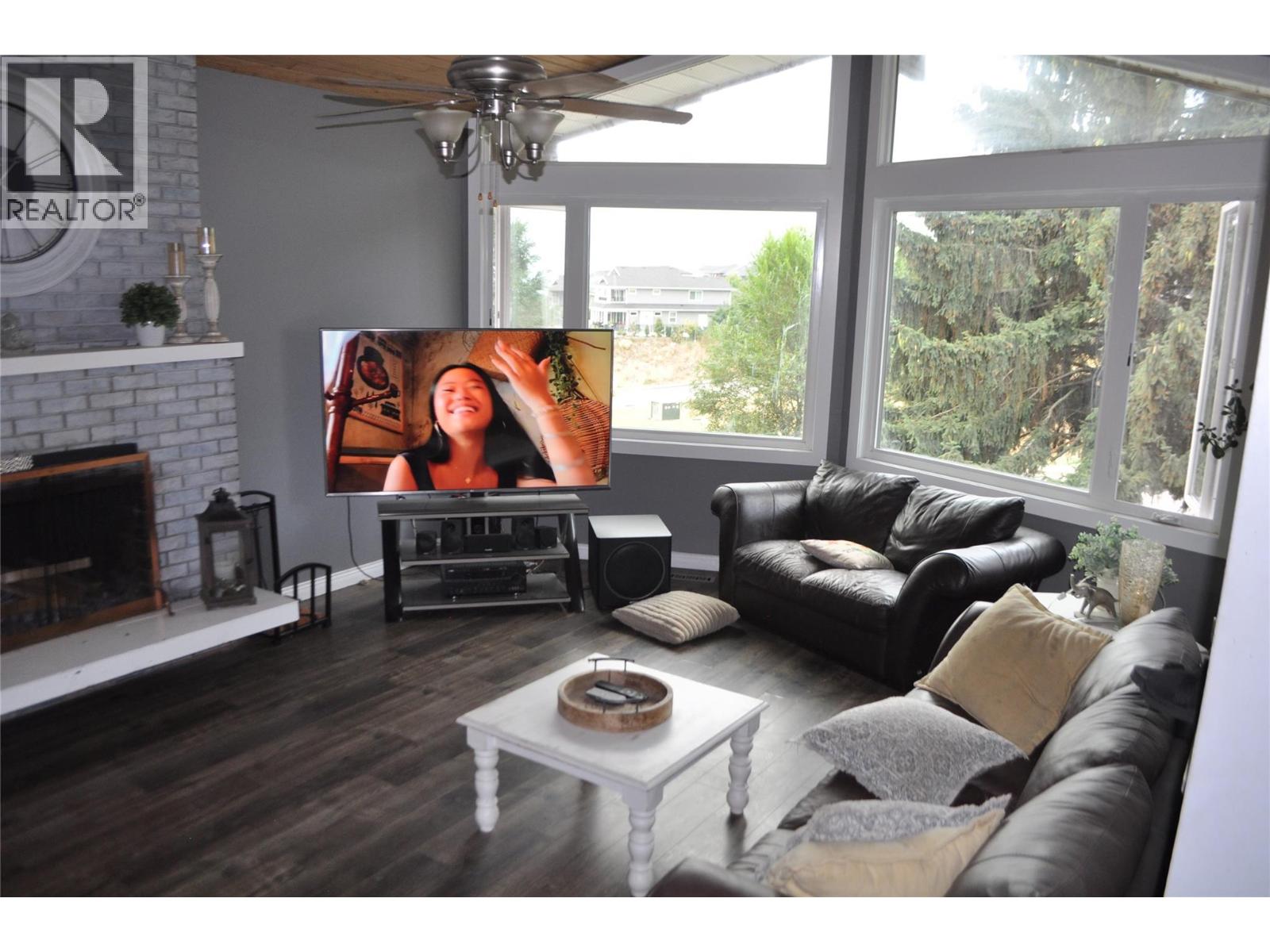 663 Clifton Road Property Photo 13