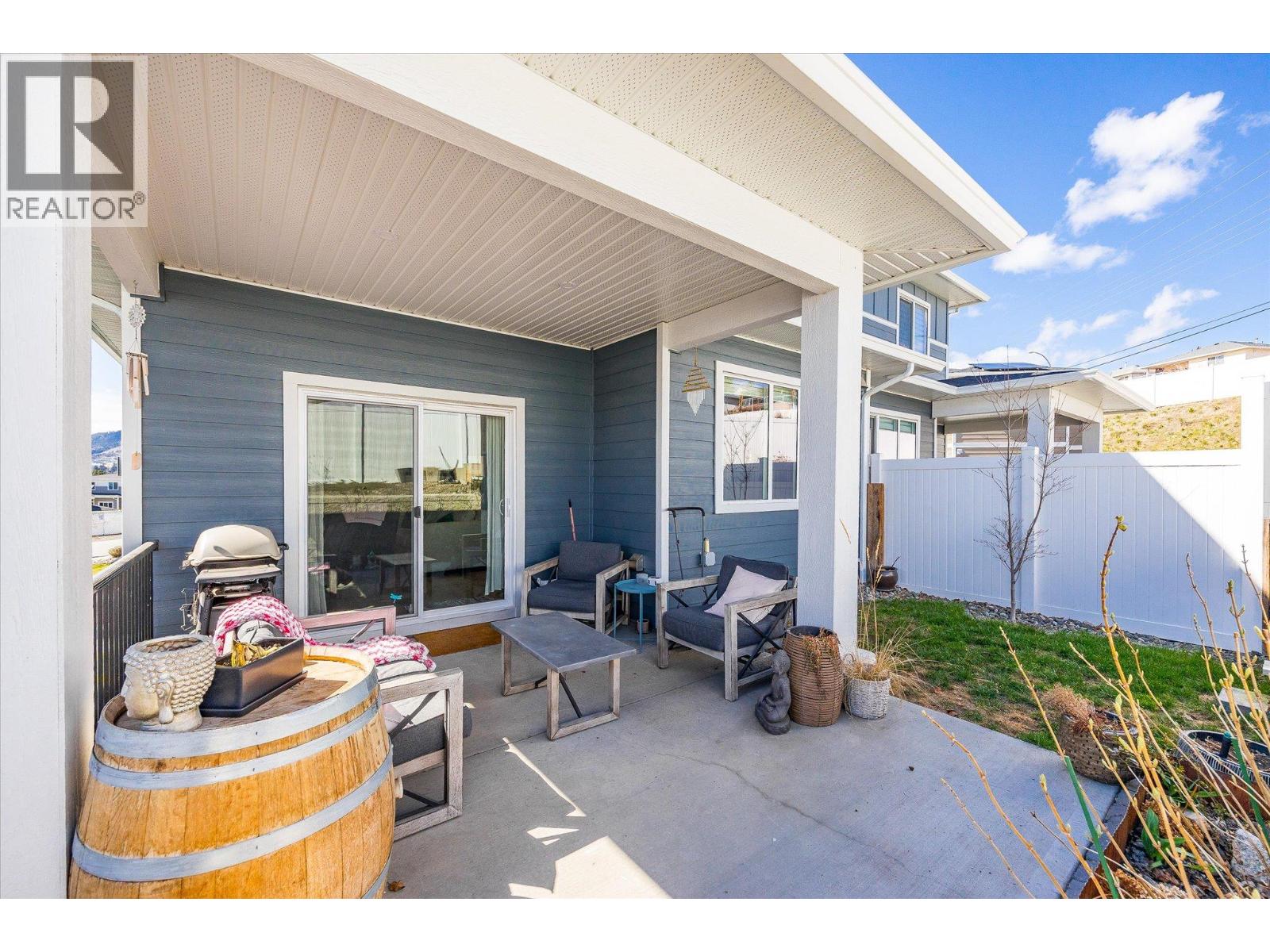 3321 Hawks Crescent Property Photo 2