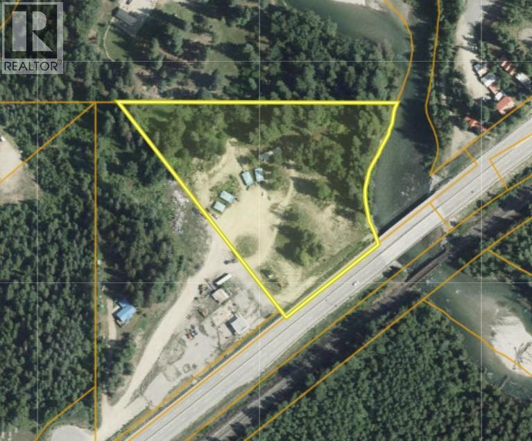 5513 Prosh Frontage Road Property Photo 2