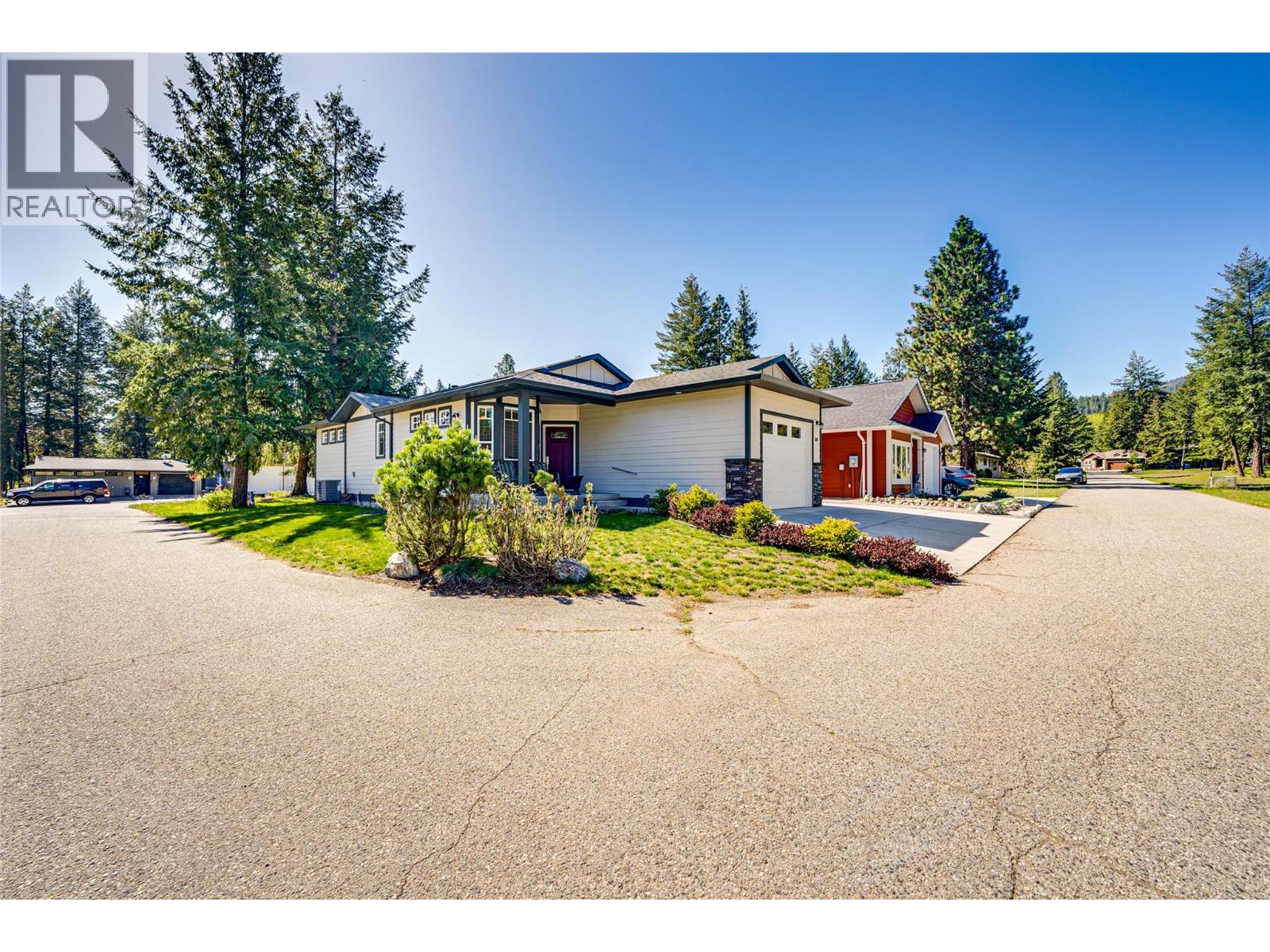 270 Grouse Avenue Property Photo 2
