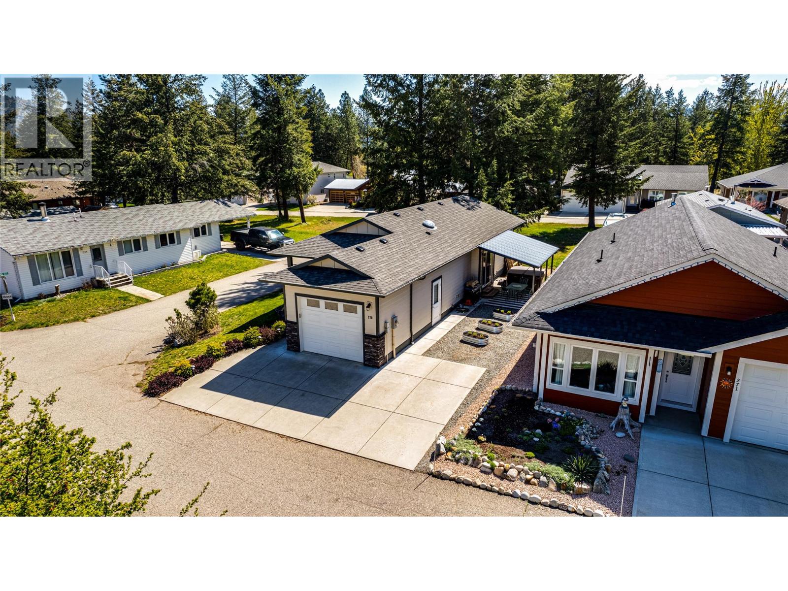 270 Grouse Avenue Property Photo 3