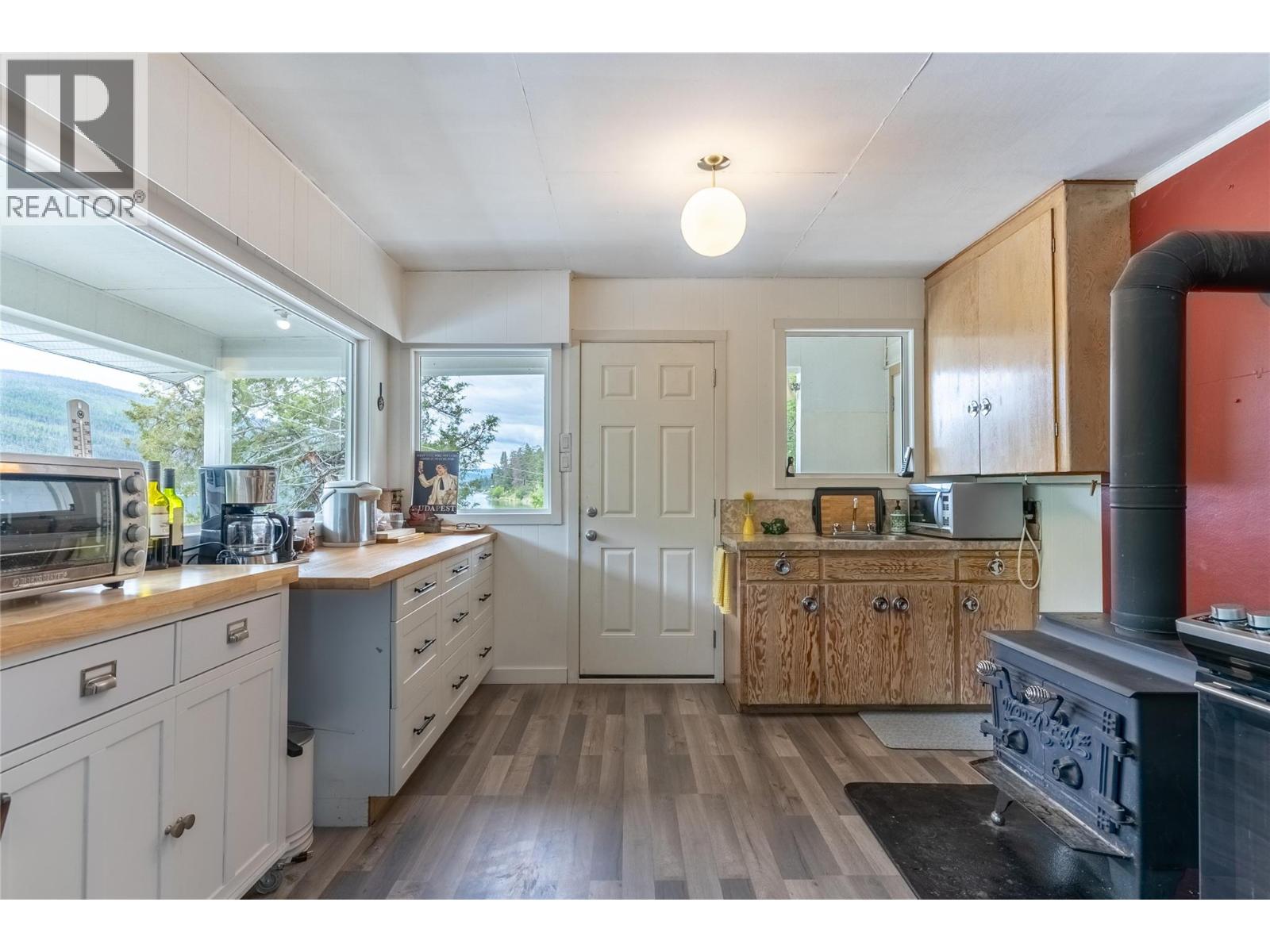 2526 Loon Lake Road Property Photo 20