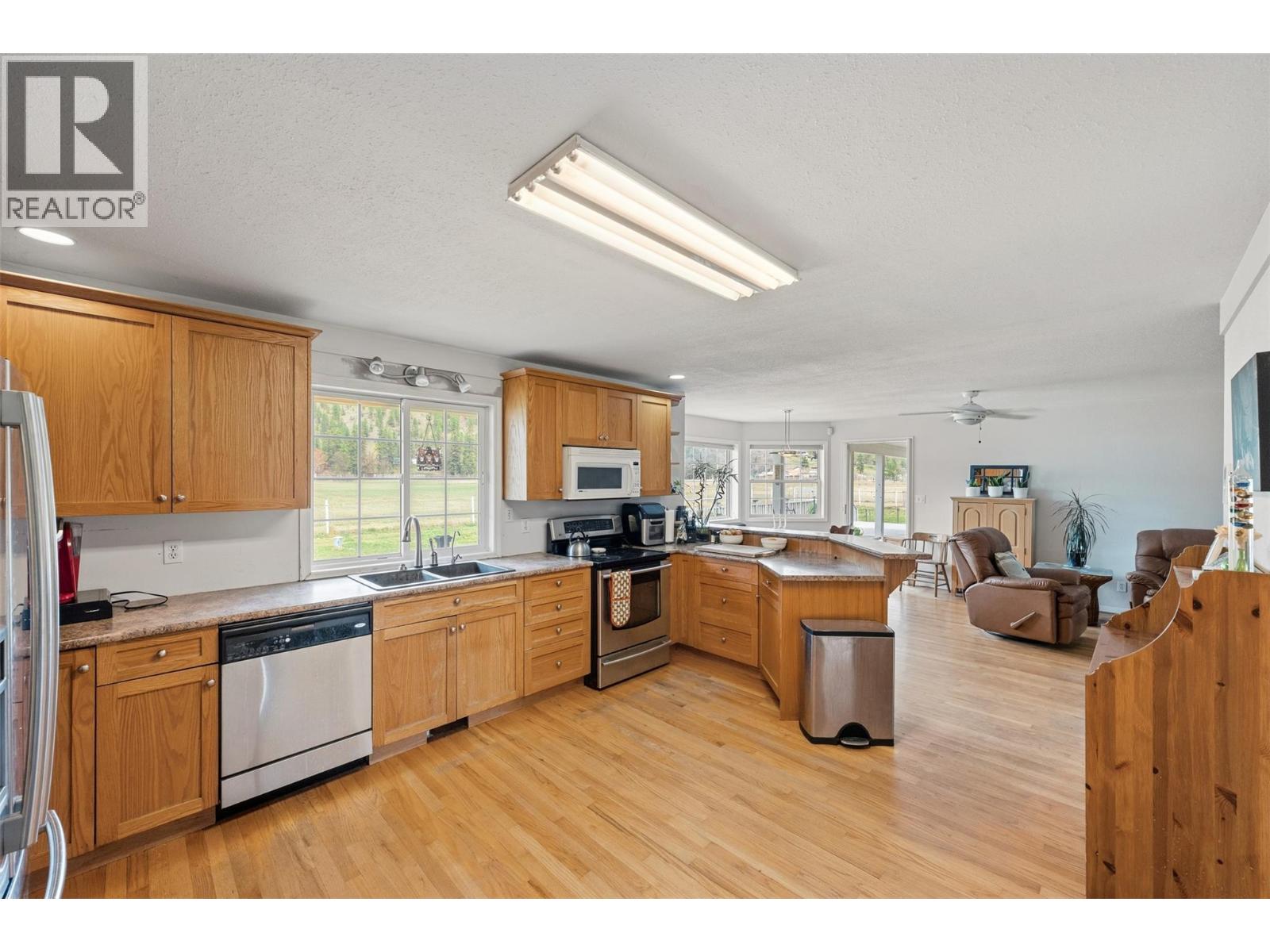 351 Jones Way Road Property Photo 7